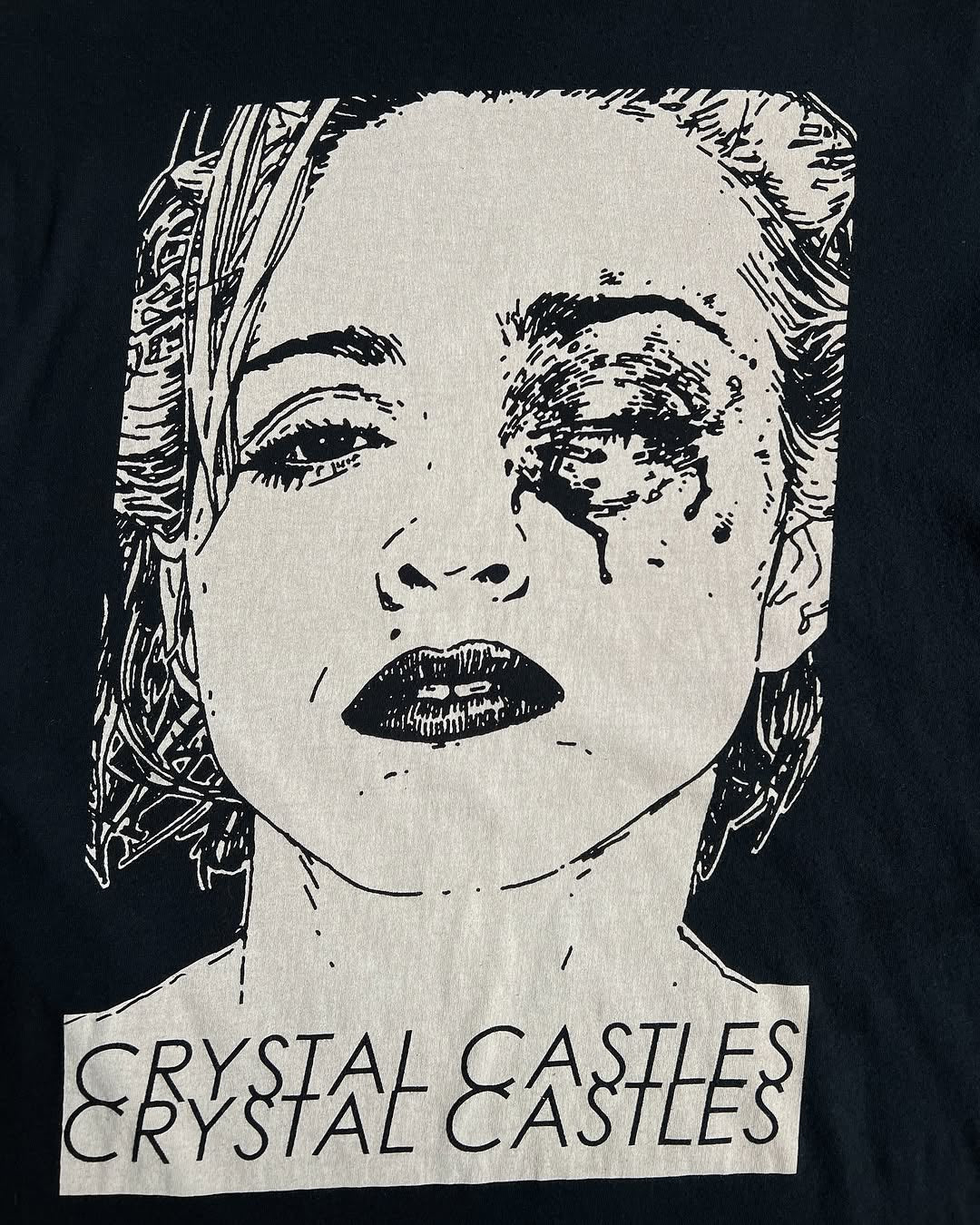 2000s Crystal Castles "Alice Practice" Band Tee
